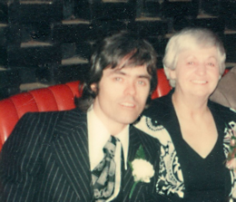 Vance with
                                his mother 1977